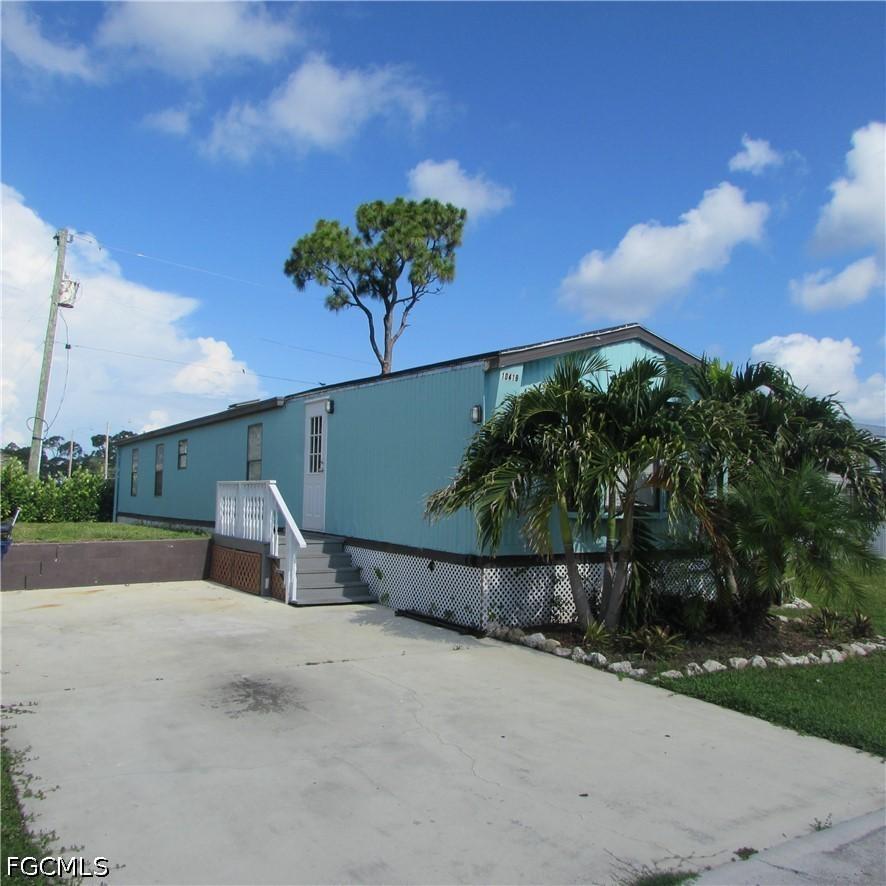 10419 Trotwood Ave., St James City, FL 33956