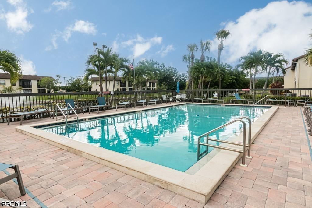 9275 Lake Park Dr. #204, Fort Myers, FL 33919