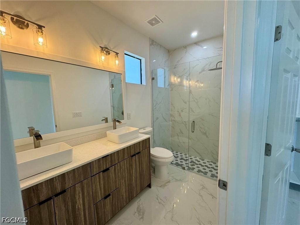 1208 NW 25th Pl., Cape Coral, FL 33993
