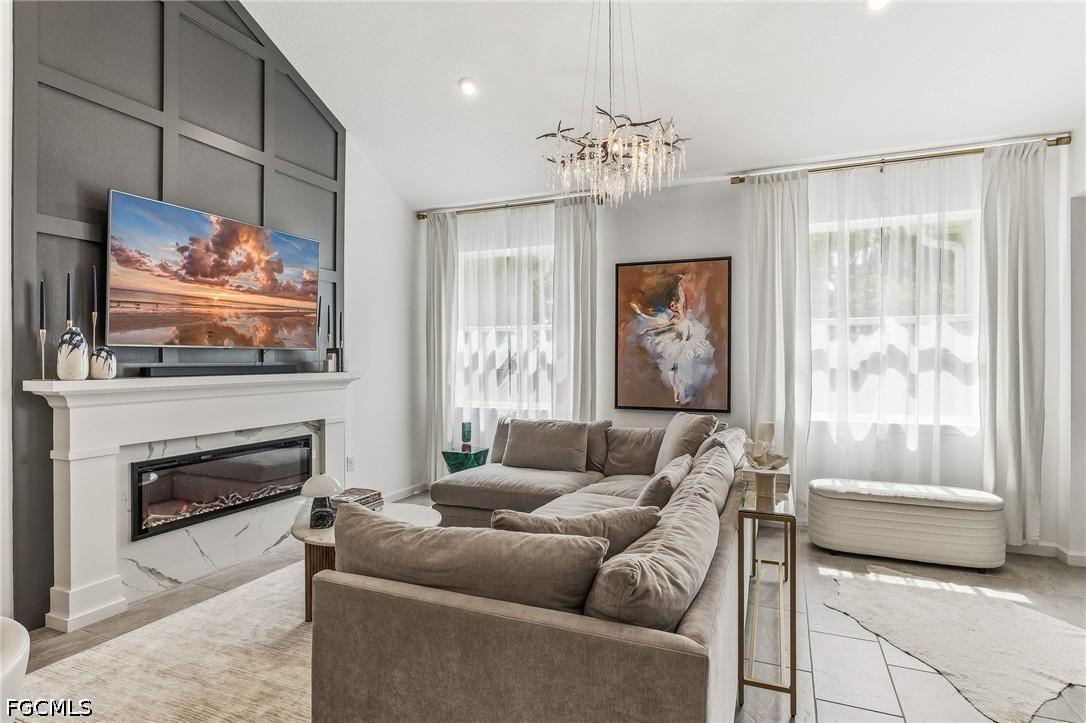 4704 Arboretum Cir. #102, Naples, FL 34112