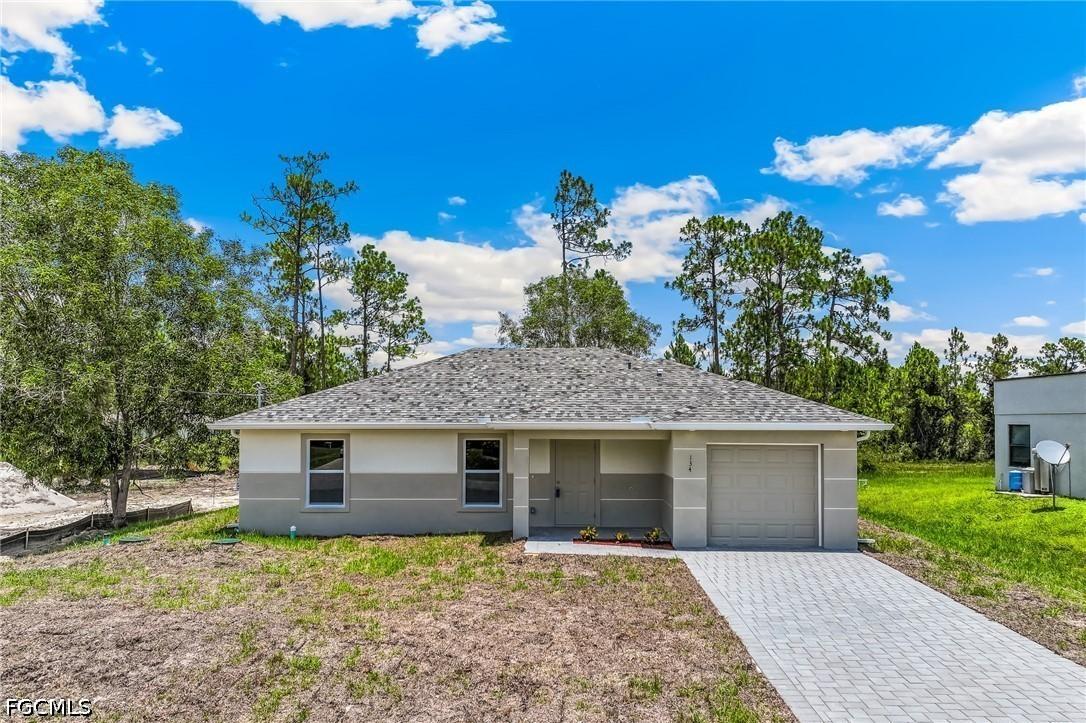 134 Greenbriar Blvd., Lehigh Acres, FL 33972