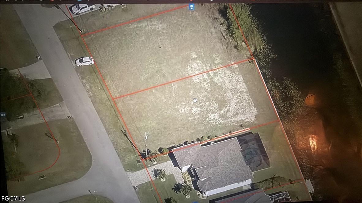639 SW 8th Ct., Cape Coral, FL 33991