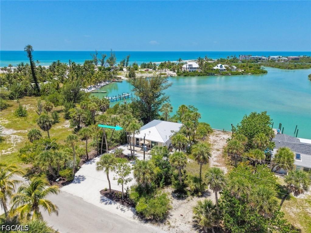 2539 Coconut Dr., Sanibel, FL 33957