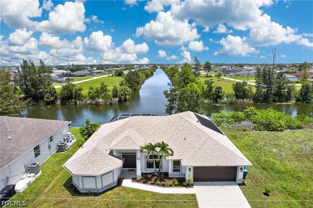 519 NE 19th Ter., Cape Coral, FL 33909