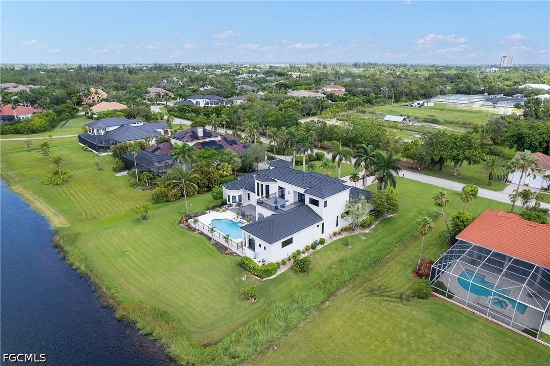 6921 Lake Devonwood Dr., Fort Myers, FL 33908