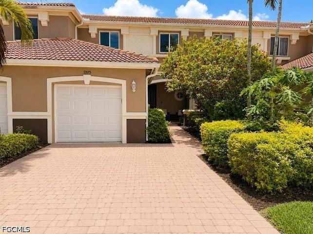 9575 Roundstone Cir., Fort Myers, FL 33967