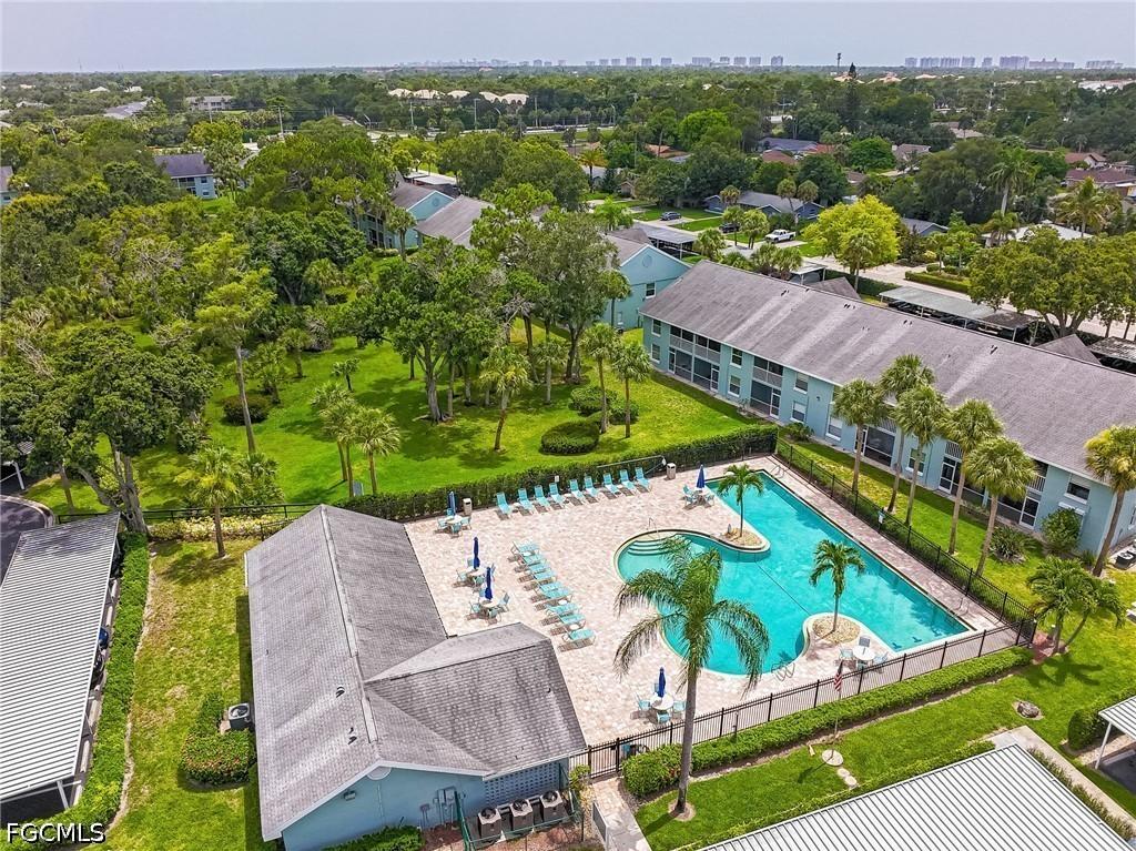 109 Wading Bird Cir. #206, Naples, FL 34110