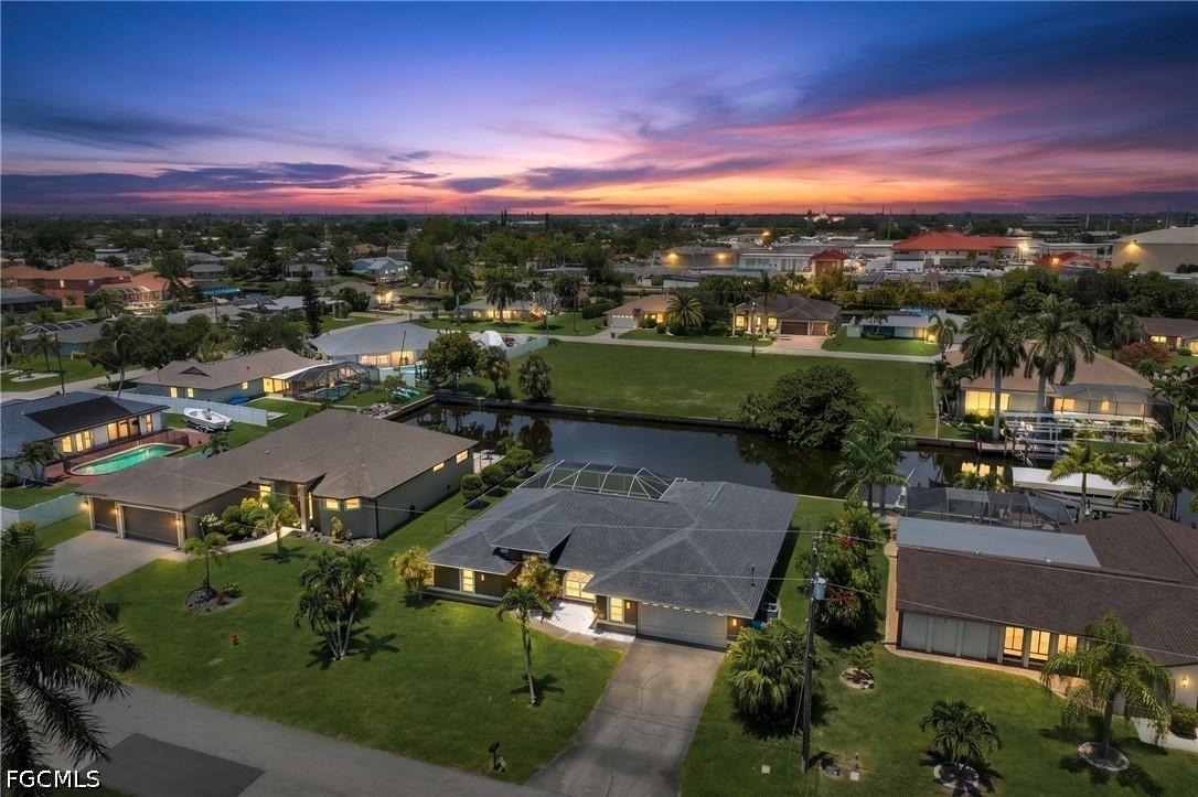 2526 SE 19th Pl., Cape Coral, FL 33904
