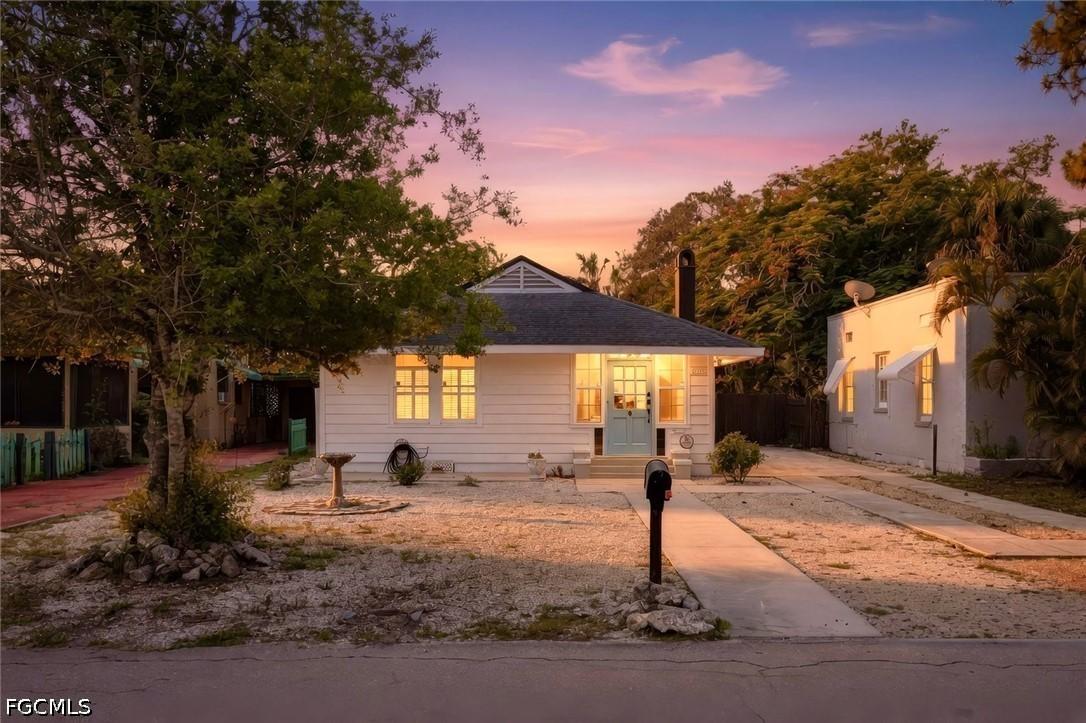 2122 Katherine St., Fort Myers, FL 33901