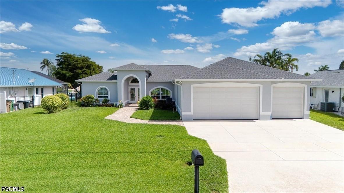 1157 SE 32nd Ter., Cape Coral, FL 33904
