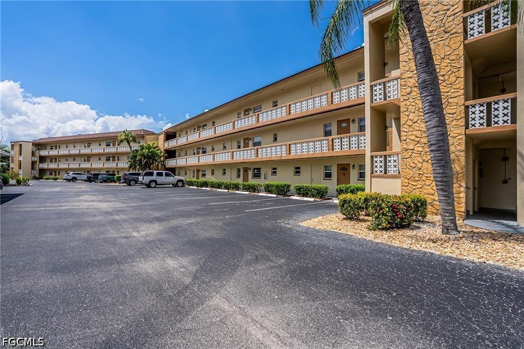 1503 Tropic Ter., North Fort Myers, FL 33903