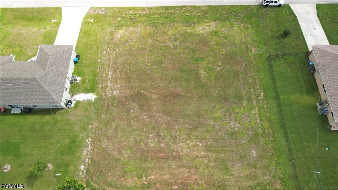 519 NW 20th Ter., Cape Coral, FL 33993