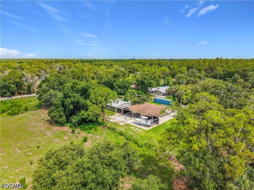 19330 Meredith Rd., North Fort Myers, FL 33917