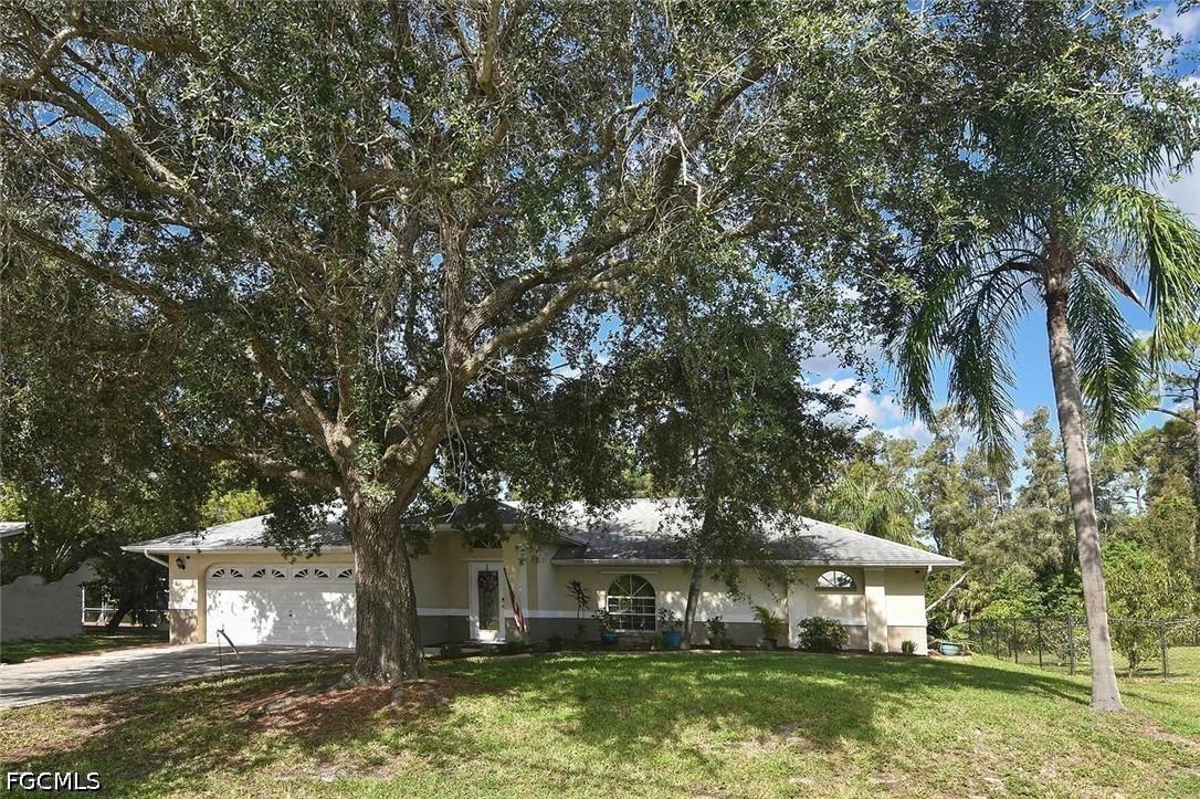 18674 Spruce Dr., Fort Myers, FL 33967