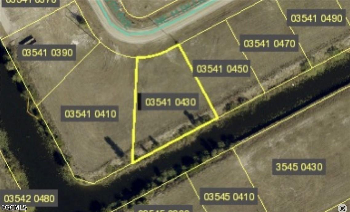 1800 NE 11th Ln., Cape Coral, FL 33909