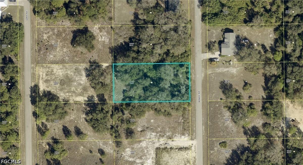 1815 Monroe Ave., Lehigh Acres, FL 33972