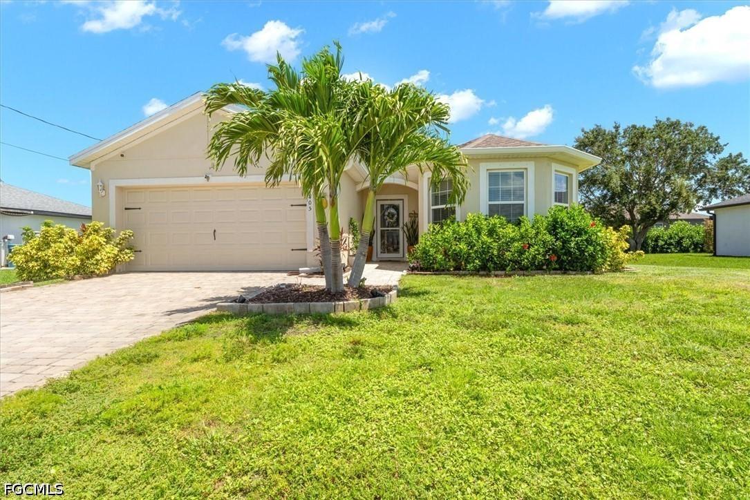2805 NW 4th Ter., Cape Coral, FL 33993