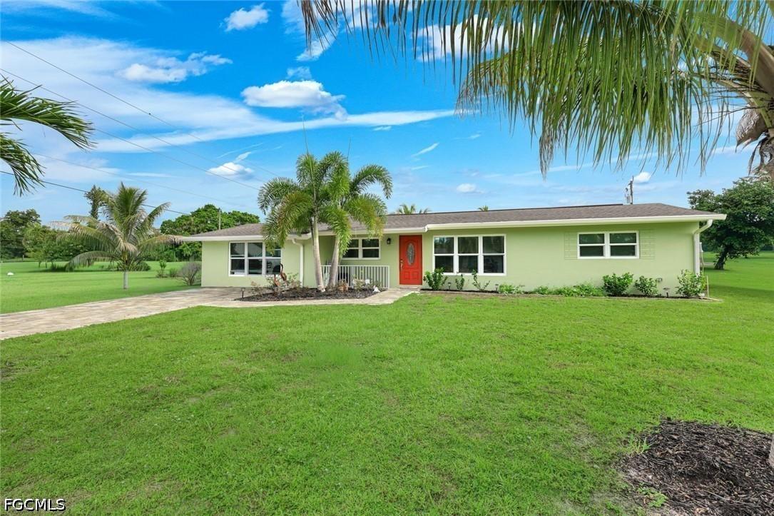 1007 Wilshire Dr., Fort Myers, FL 33919