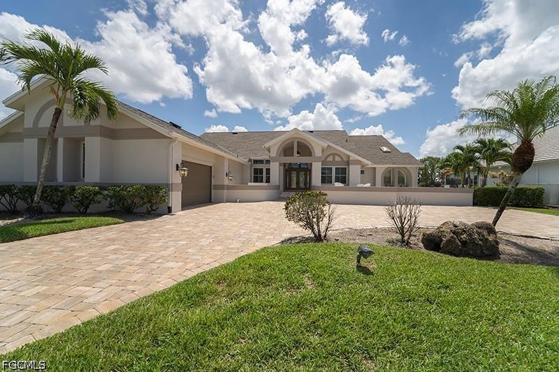 16918 Timberlakes Dr., Fort Myers, FL 33908