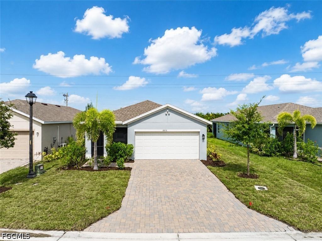 2872 Star Coral Dr., North Fort Myers, FL 33903