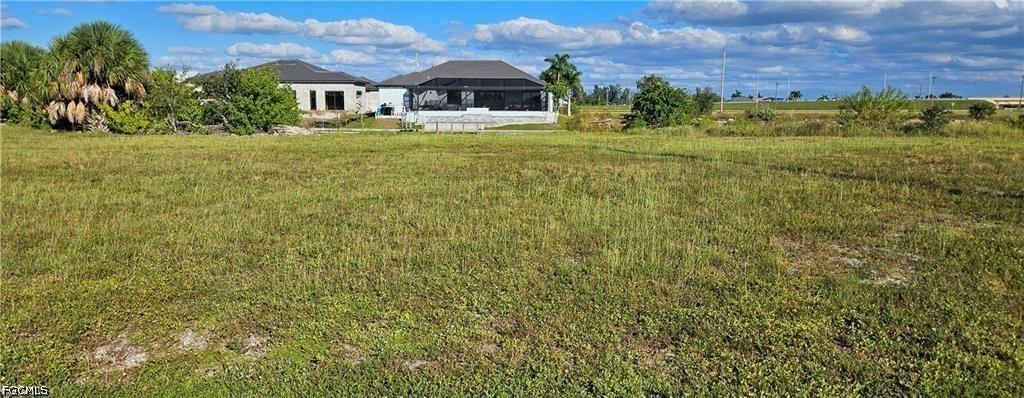 1013 NW 33rd Ave., Cape Coral, FL 33993