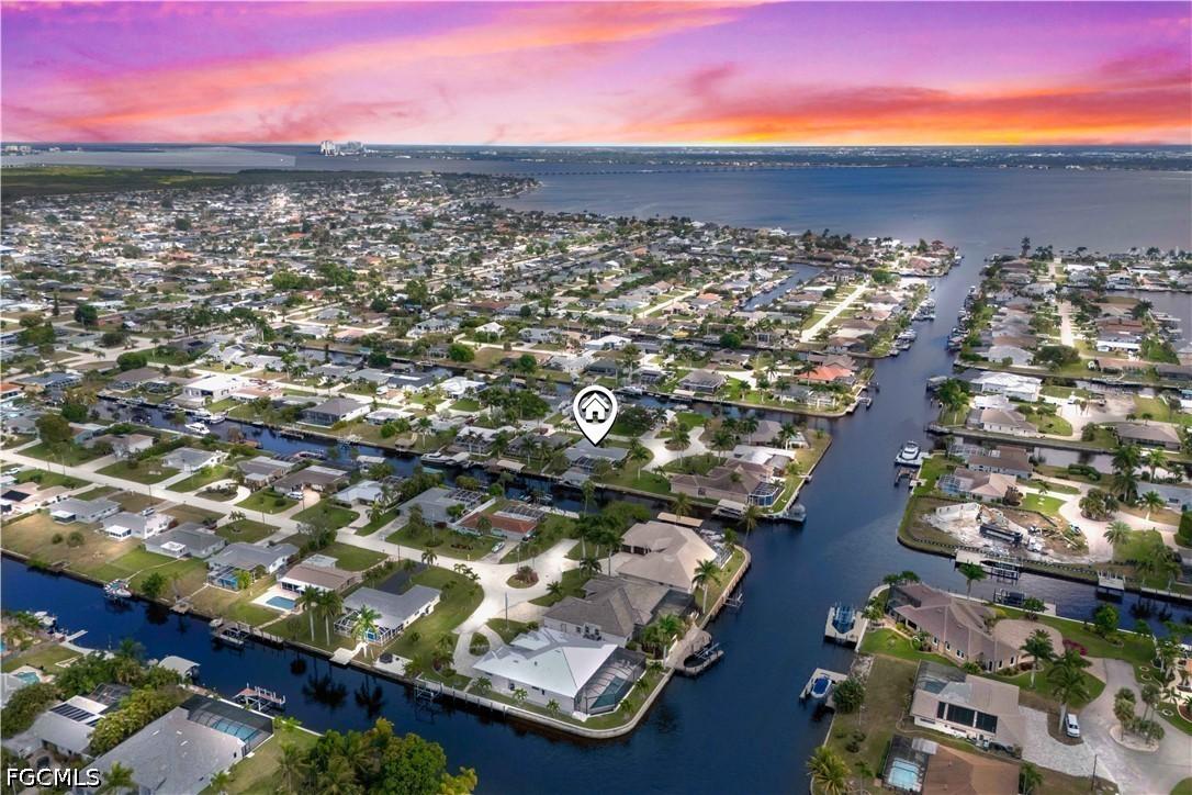 3122 SE 18th Pl., Cape Coral, FL 33904