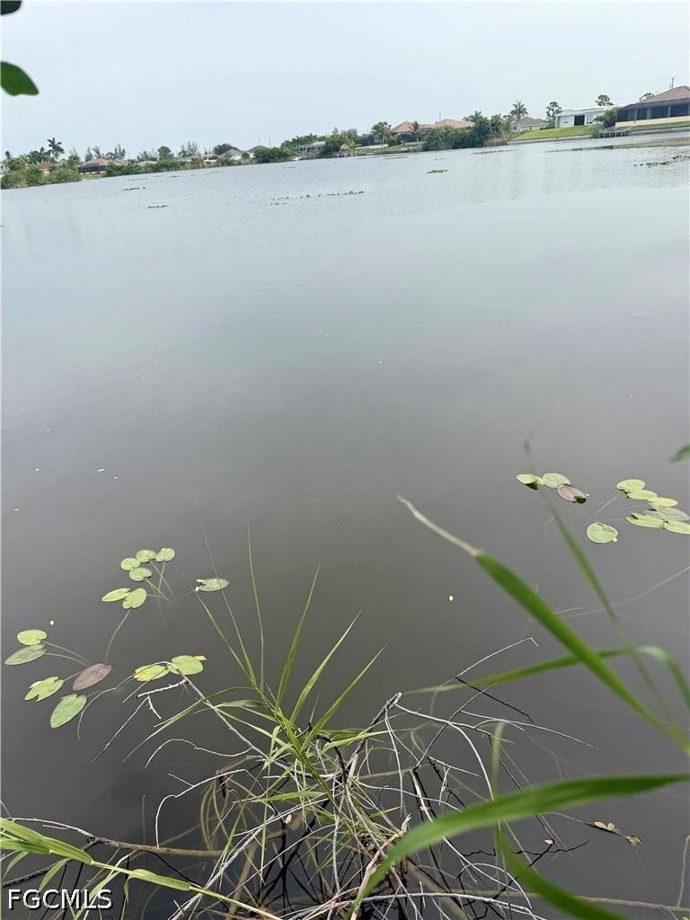1805 Tropicana Pkwy., Cape Coral, FL 33993