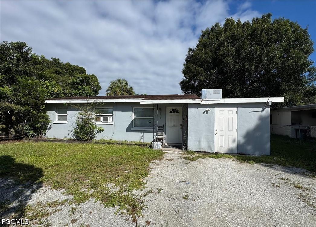 105 William St., Fort Myers, FL 33916