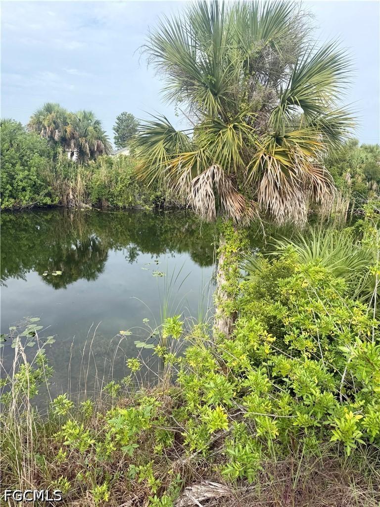 2220 NE 19th Pl., Cape Coral, FL 33909