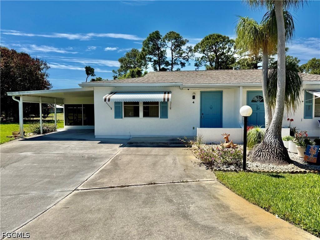4 Desert Ash Ct., Lehigh Acres, FL 33936