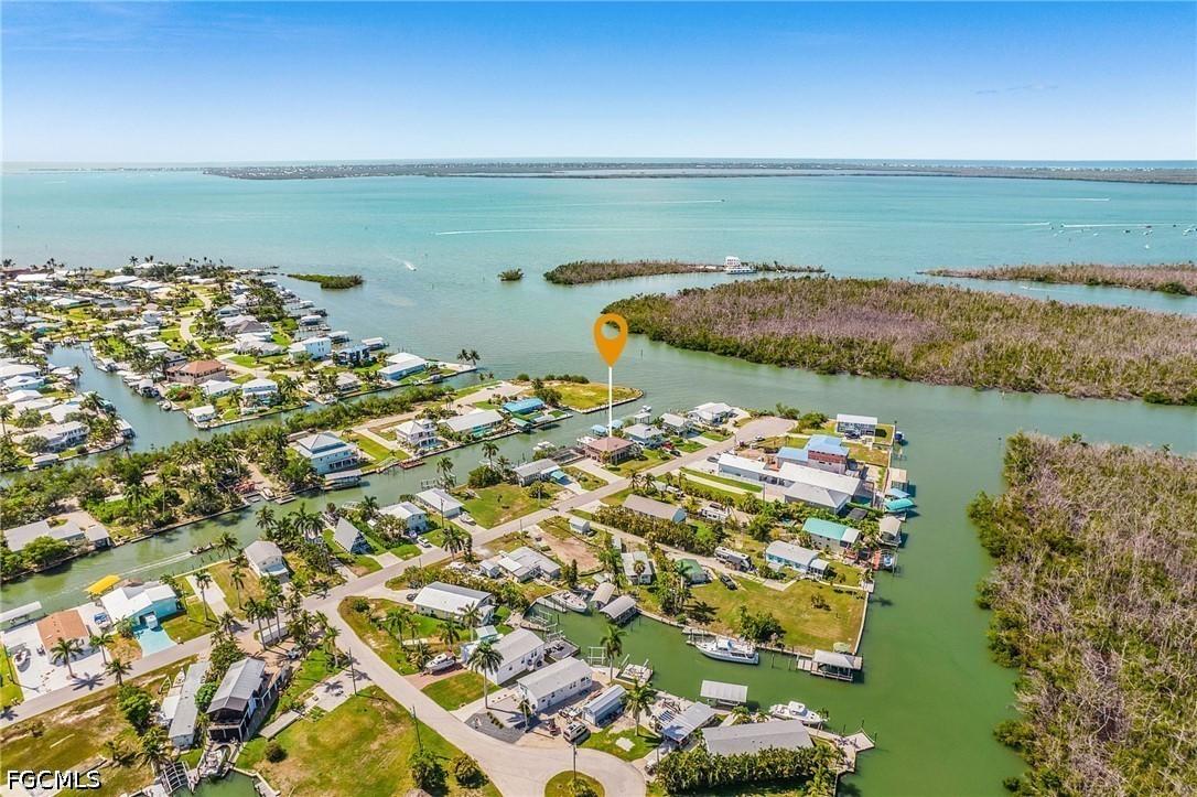 2272 York Rd., St James City, FL 33956