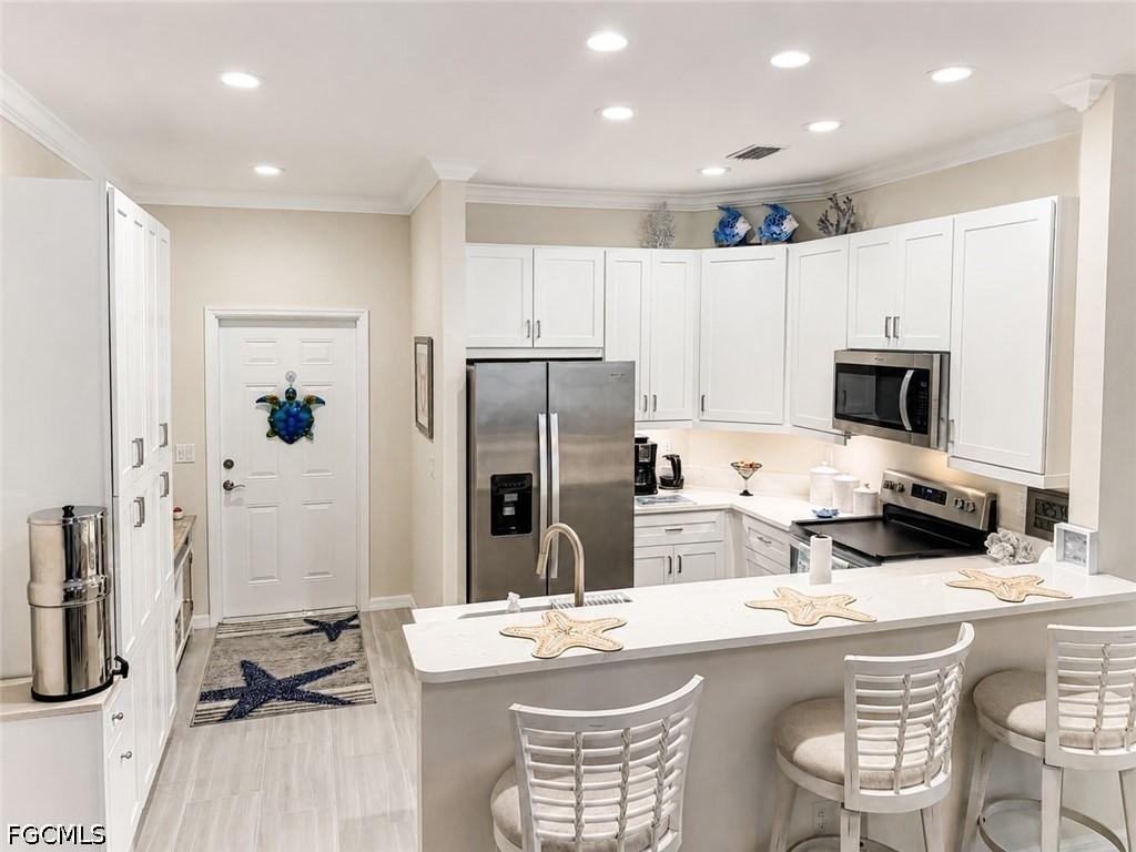 1137 Winding Pines Cir. #205, Cape Coral, FL 33909