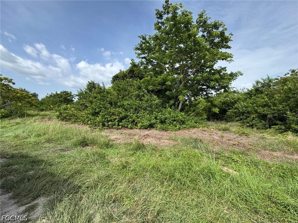 2707 NE 22nd Pl., Cape Coral, FL 33909