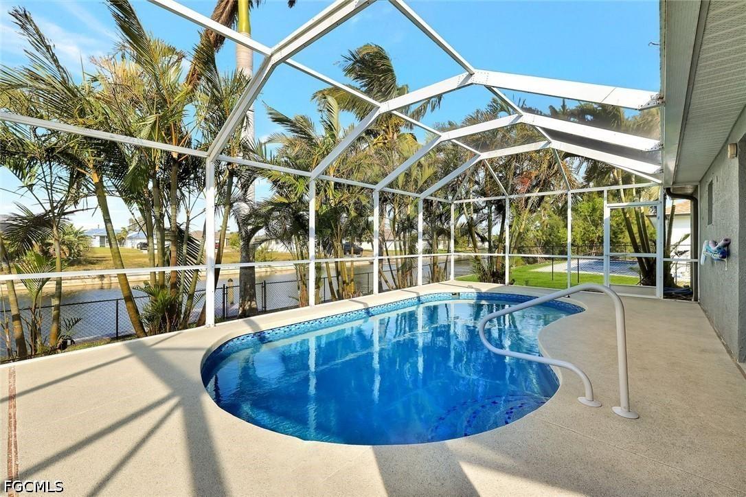 605 SW 13th St., Cape Coral, FL 33991