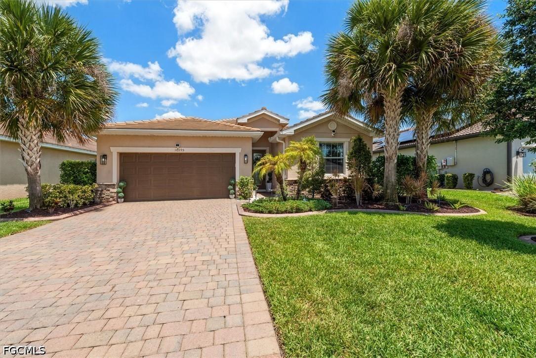 16095 Palmetto Prairie Dr., Alva, FL 33920