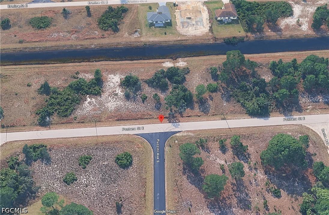 1124 Fontana St., Lehigh Acres, FL 33974