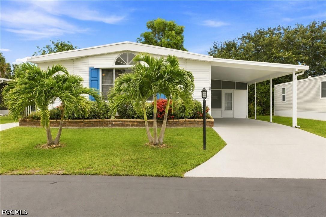 18 Grosbeak Ln., Naples, FL 34114