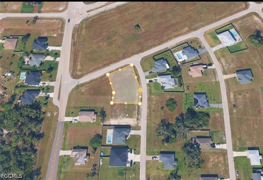 2602 NW 15th Pl., Cape Coral, FL 33993