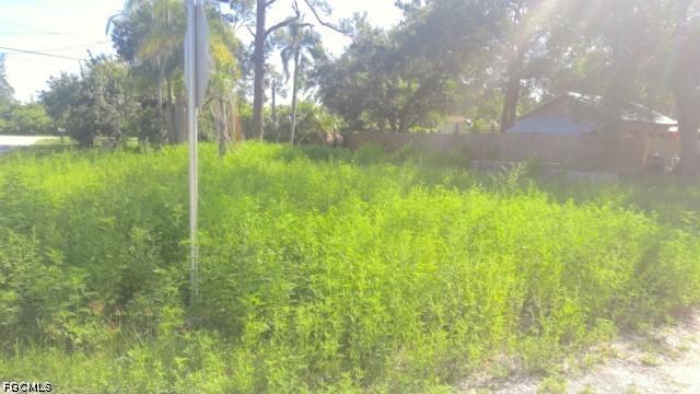 1941 Pacific Ave., North Fort Myers, FL 33903