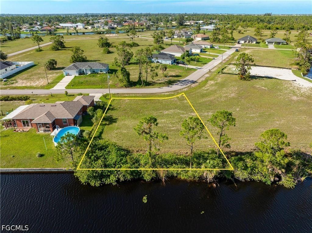 2719 NW 26th St., Cape Coral, FL 33993