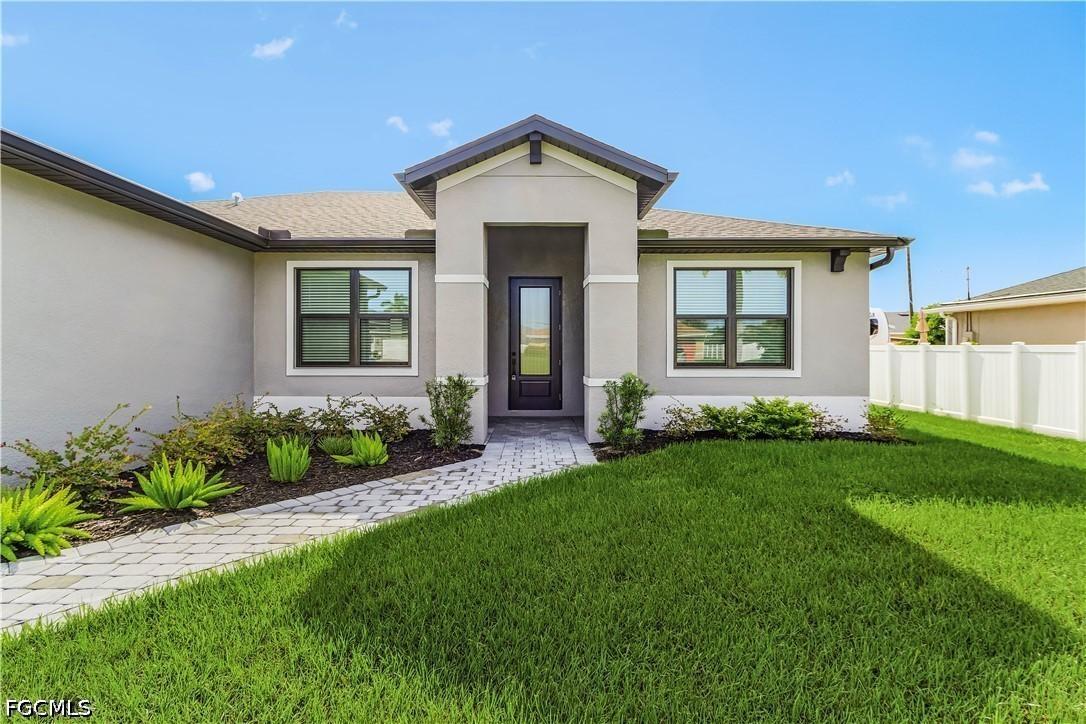 608 SE 27th St., Cape Coral, FL 33904