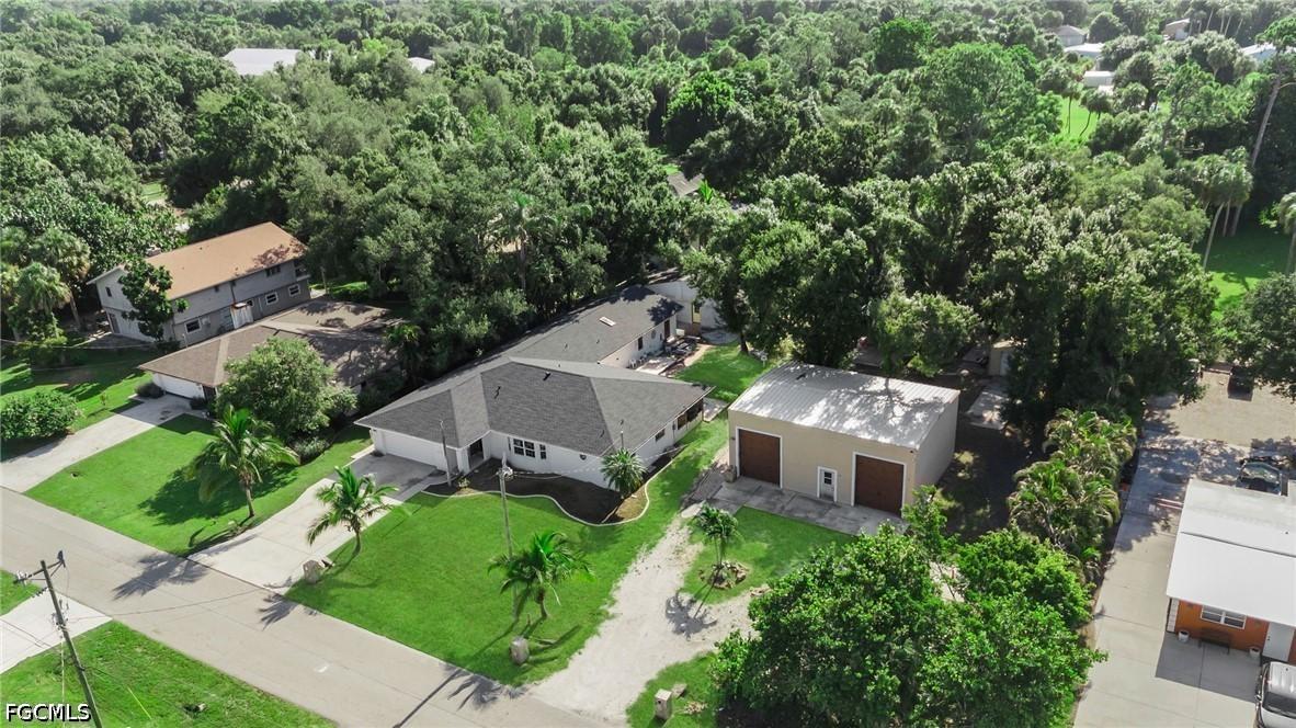 1672 Many Rd., North Fort Myers, FL 33903