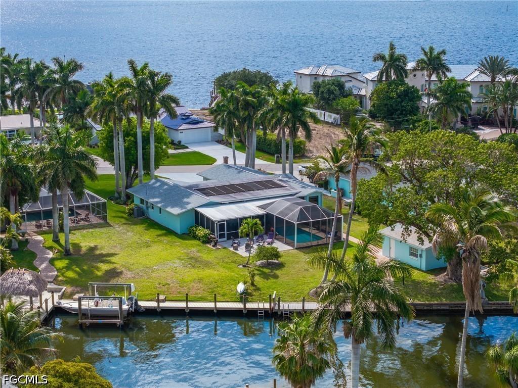 5326 Nautilus Dr., Cape Coral, FL 33904