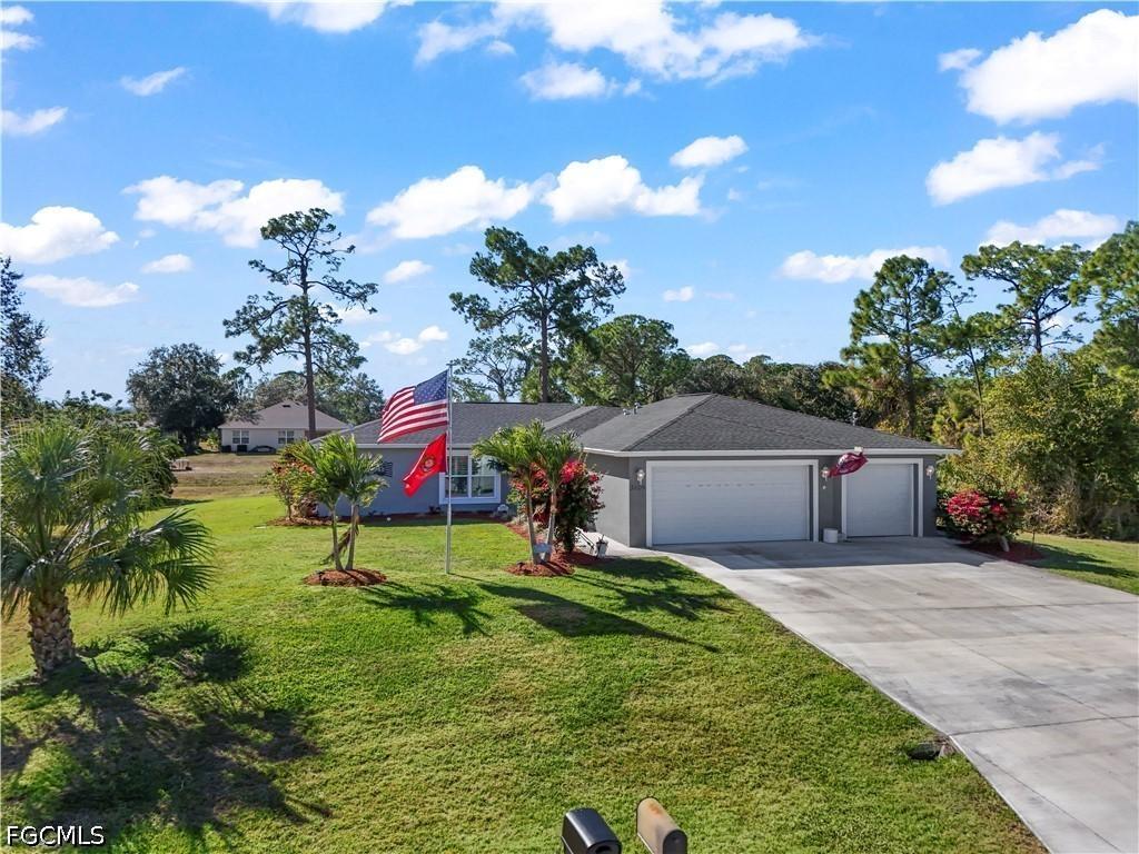 3008 Redwood Ln., Labelle, FL 33935
