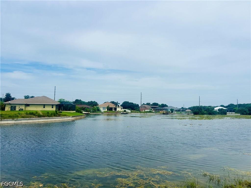 1903 NE 23rd Ave., Cape Coral, FL 33909