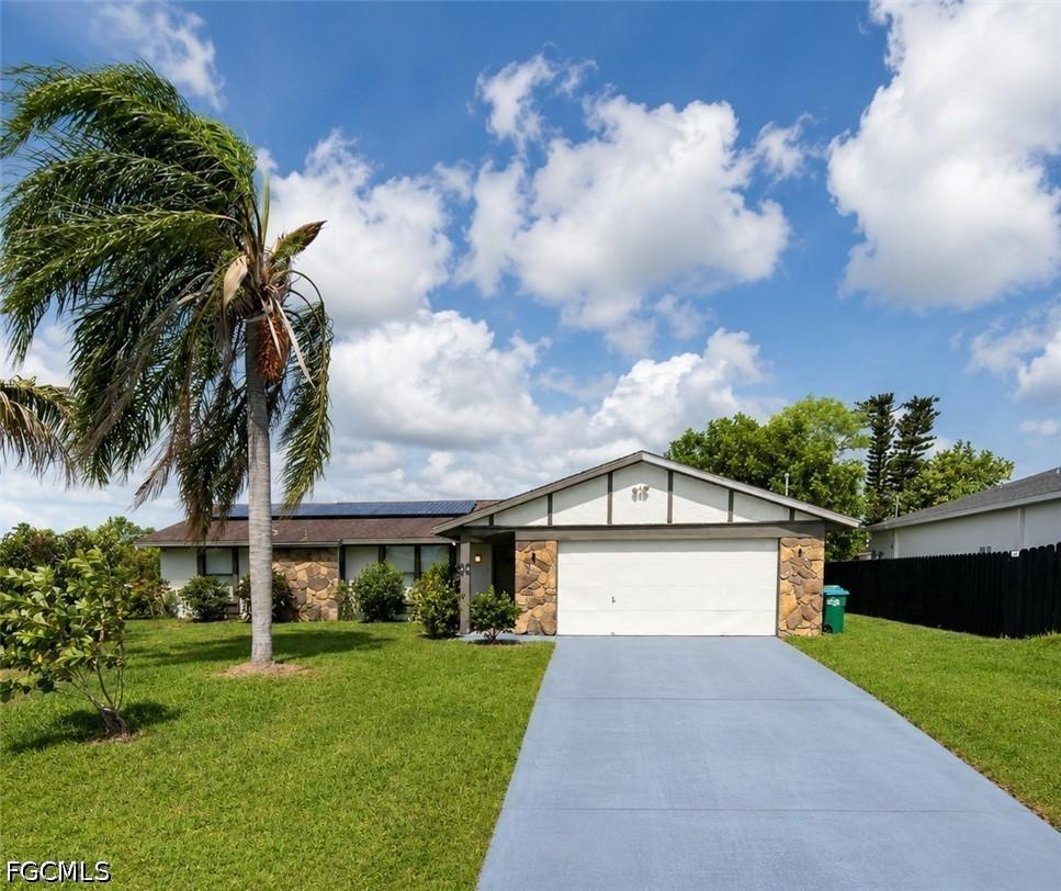 1409 NW 7th Pl., Cape Coral, FL 33993
