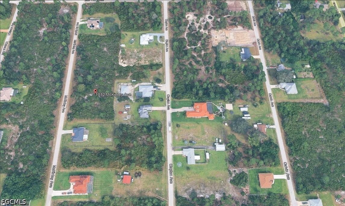 1012 Mckinley Ave., Lehigh Acres, FL 33972