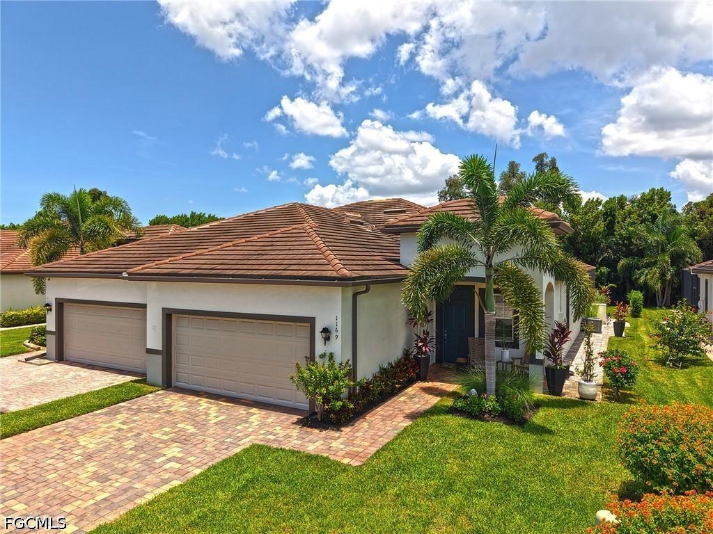 1169 S Town And River Dr., Fort Myers, FL 33919