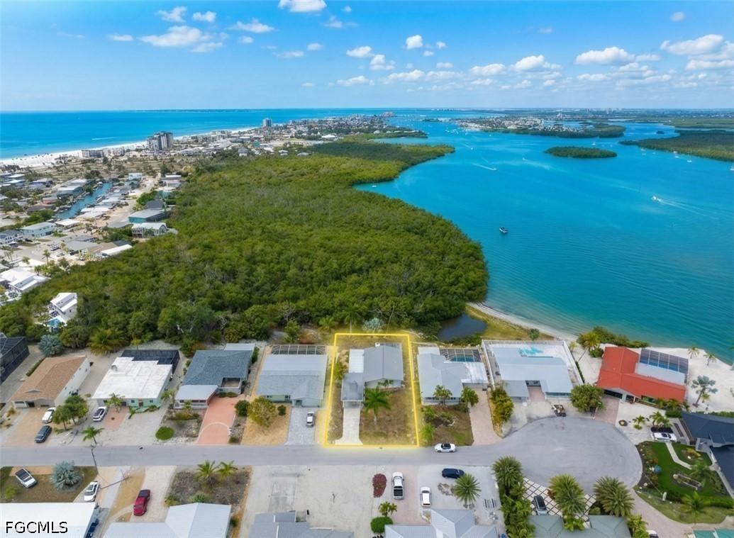 455 Donora Blvd., Fort Myers Beach, FL 33931
