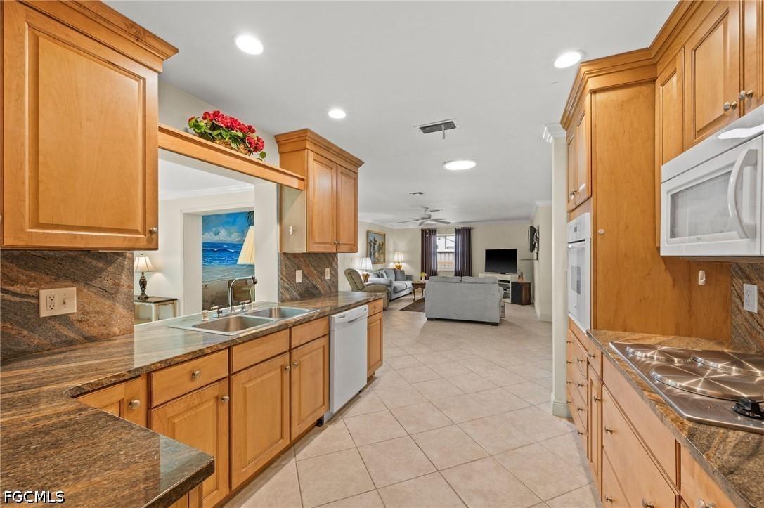 721 Canton Ave., Lehigh Acres, FL 33972